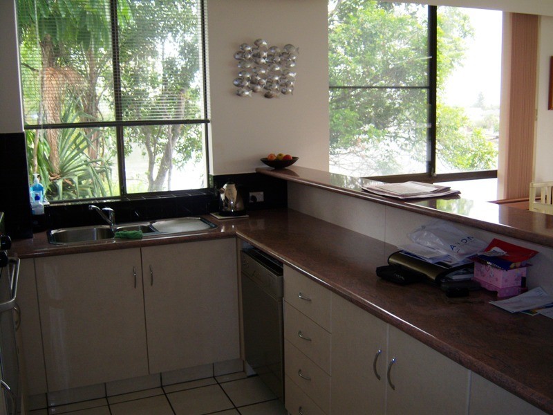 8/2962 Gold Coast Highway, Surfers Paradise QLD 4217