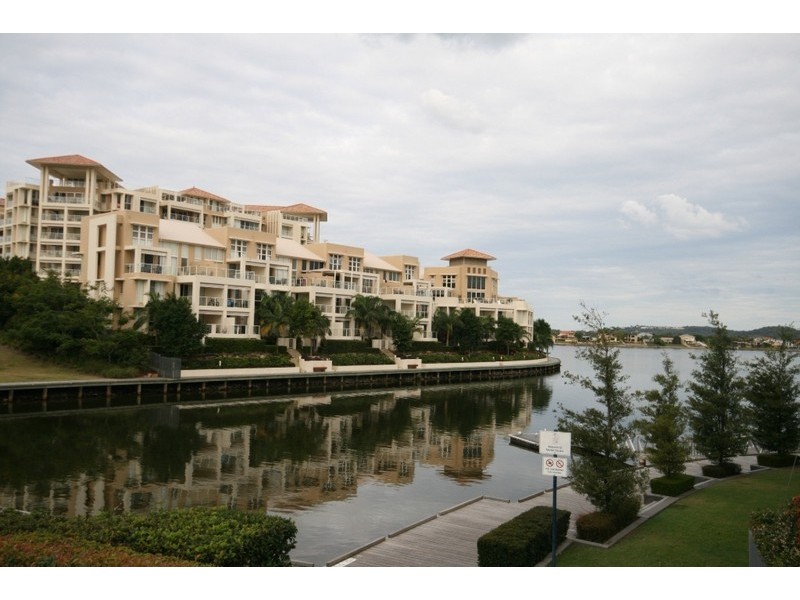 Varsity Lakes QLD 4227