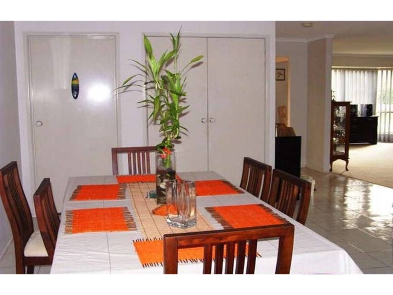 8 Carrum Court, Robina QLD 4226