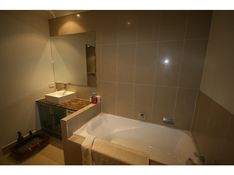 24 Campelles Avenue, Varsity Lakes QLD 4227