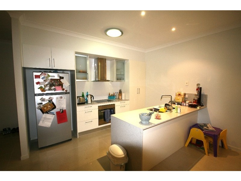 24 Campelles Avenue, Varsity Lakes QLD 4227