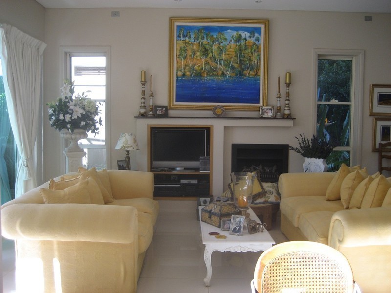 Varsity Lakes QLD 4227