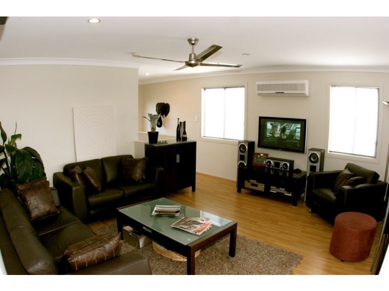 Varsity Lakes QLD 4227