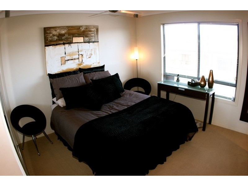 Varsity Lakes QLD 4227