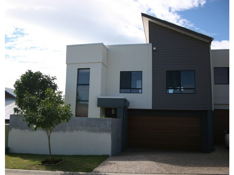 Varsity Lakes QLD 4227