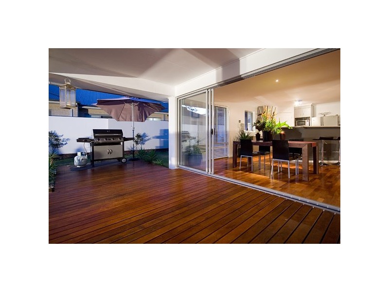 39 Heights Drive, Robina QLD 4226