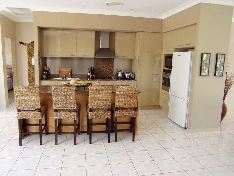 2040 Carlton Drive, Hope Island QLD 4212