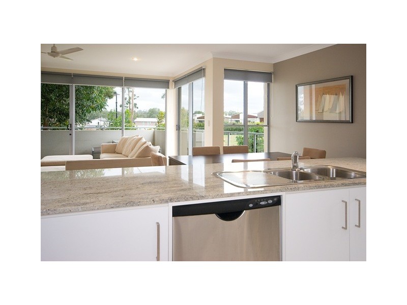 9/10 Valbonne Avenue, Varsity Lakes QLD 4227