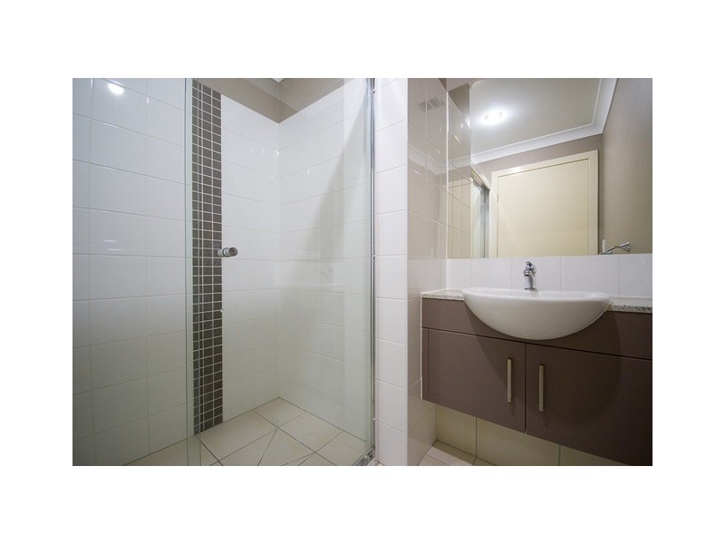 9/10 Valbonne Avenue, Varsity Lakes QLD 4227