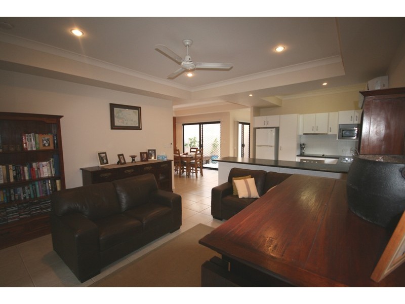9 Entry Drive, Merrimac QLD 4226
