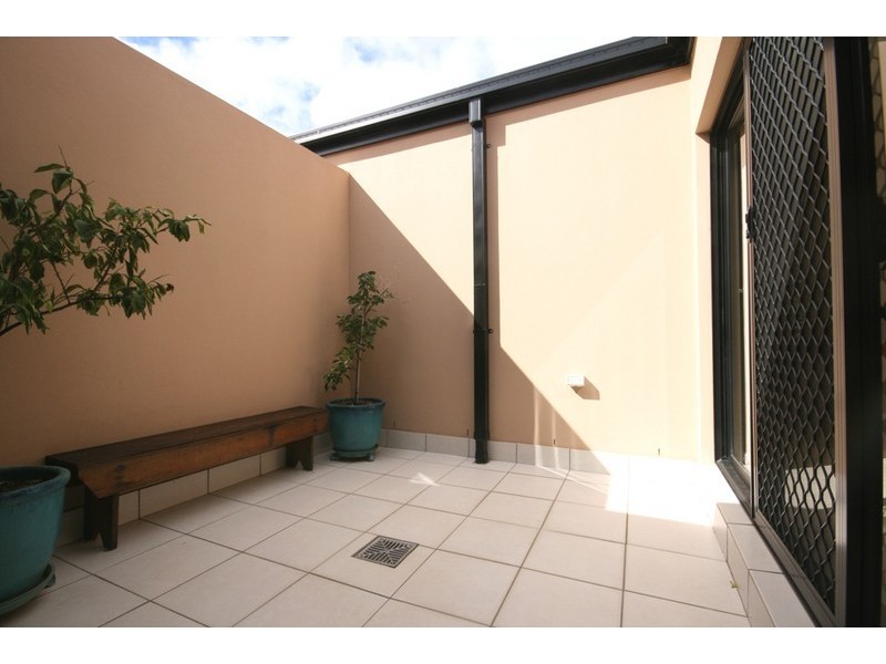 9 Entry Drive, Merrimac QLD 4226