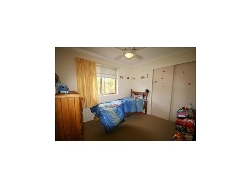 102 Merridown Drive, Merrimac QLD 4226