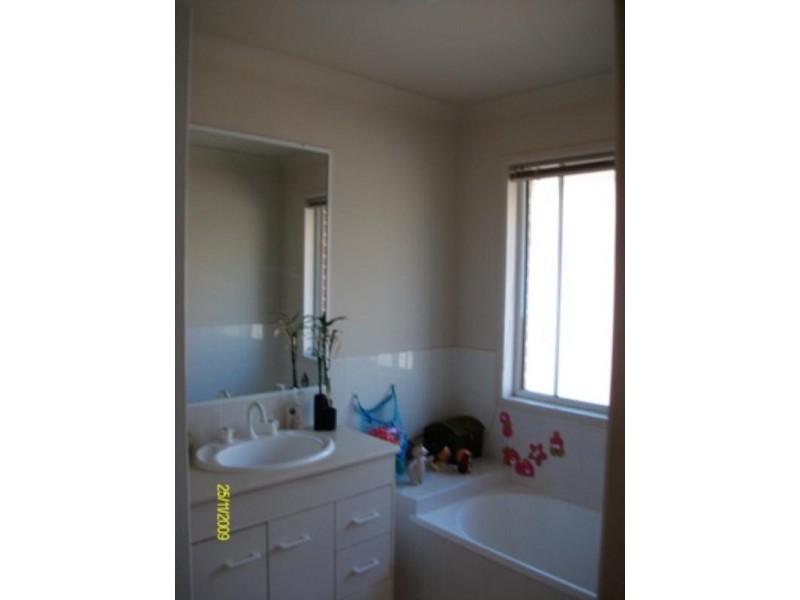 35 Leviathan Drive, Mudgeeraba QLD 4213