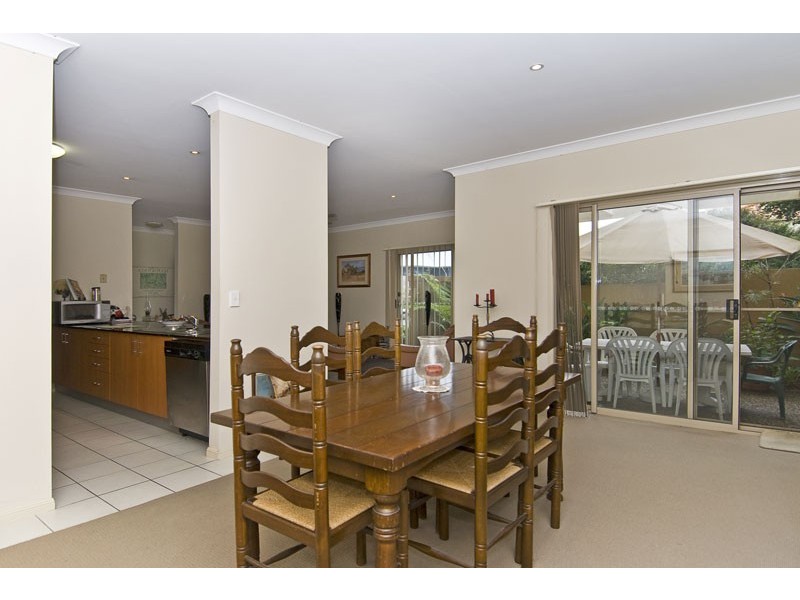 1/3 Winton Terrace, Varsity Lakes QLD 4227