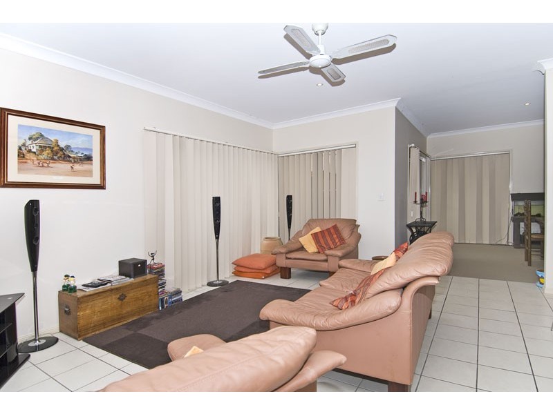 1/3 Winton Terrace, Varsity Lakes QLD 4227