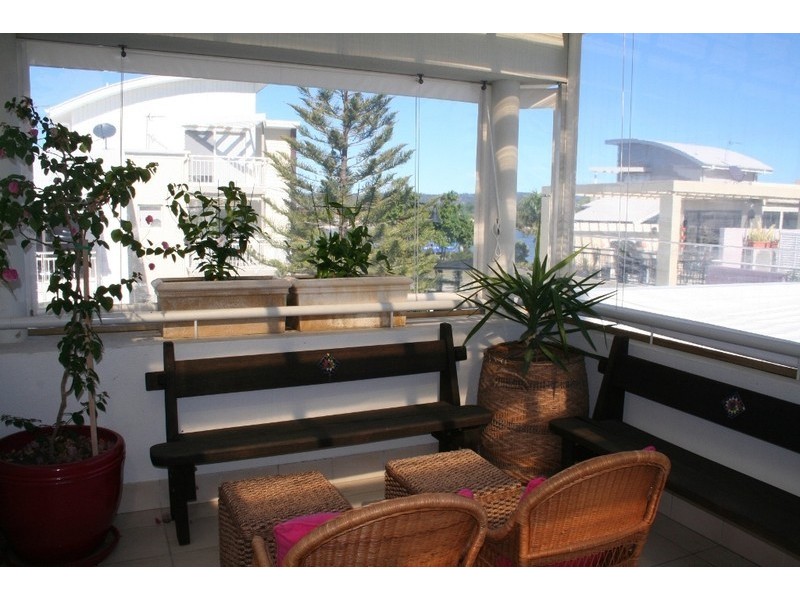 5 Watts Drive, Varsity Lakes QLD 4227