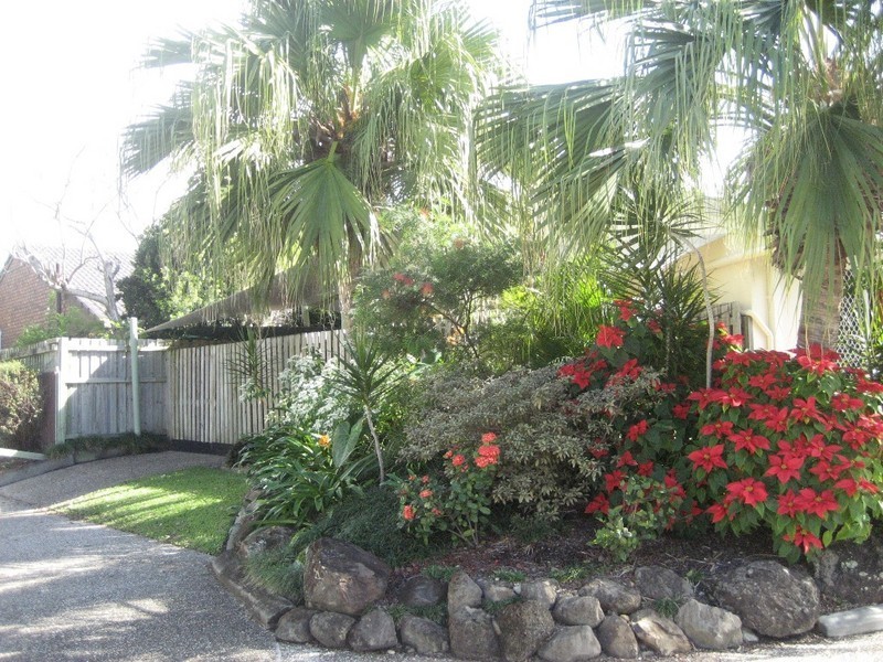 300 Cottesloe Drive, Mermaid Waters QLD 4218