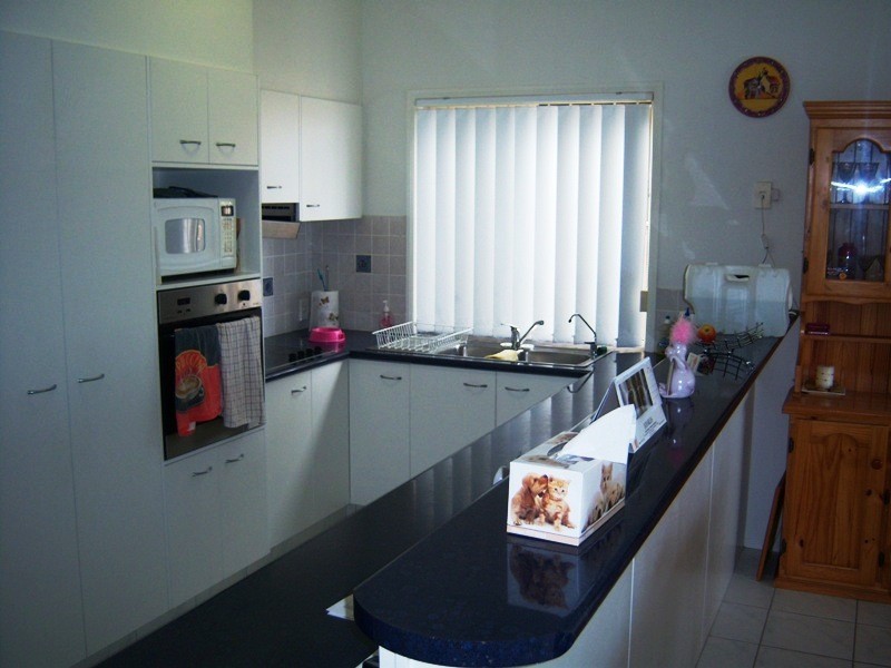 6 McKinlay Court, Varsity Lakes QLD 4227