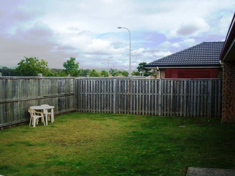 6 McKinlay Court, Varsity Lakes QLD 4227