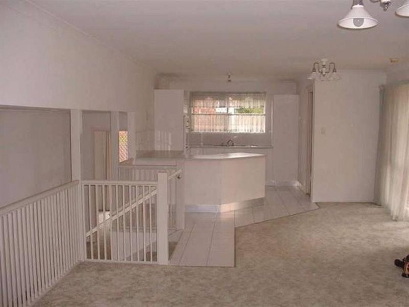 4 Bothwell Street, Robina QLD 4226