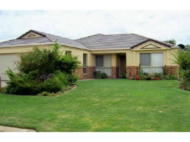 14 Fan Road, Robina QLD 4226