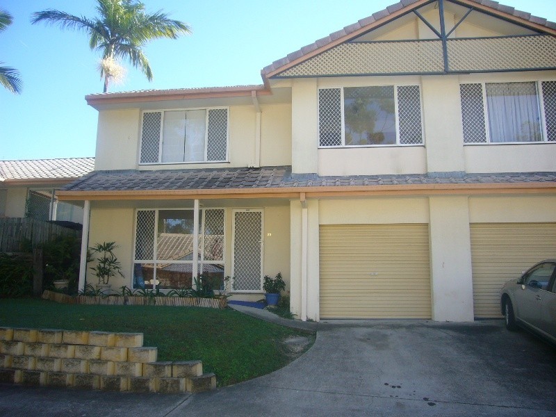 Varsity Lakes QLD 4227