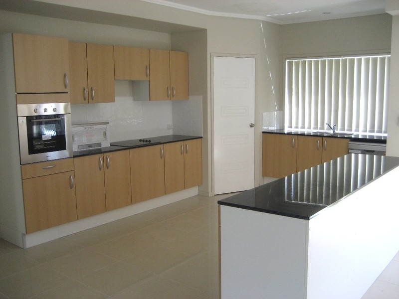 Varsity Lakes QLD 4227