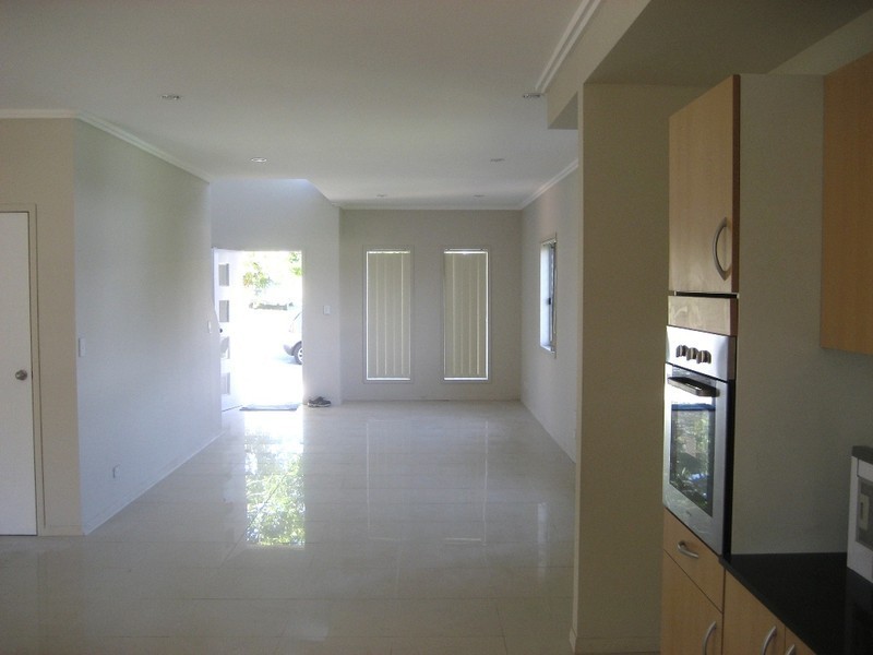 Varsity Lakes QLD 4227