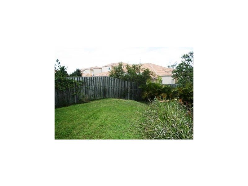 1/3 Laurel Oak Drive, Robina QLD 4226