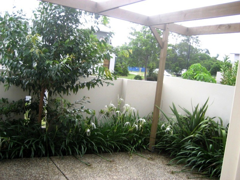 2/44 Heights Drive, Robina QLD 4226