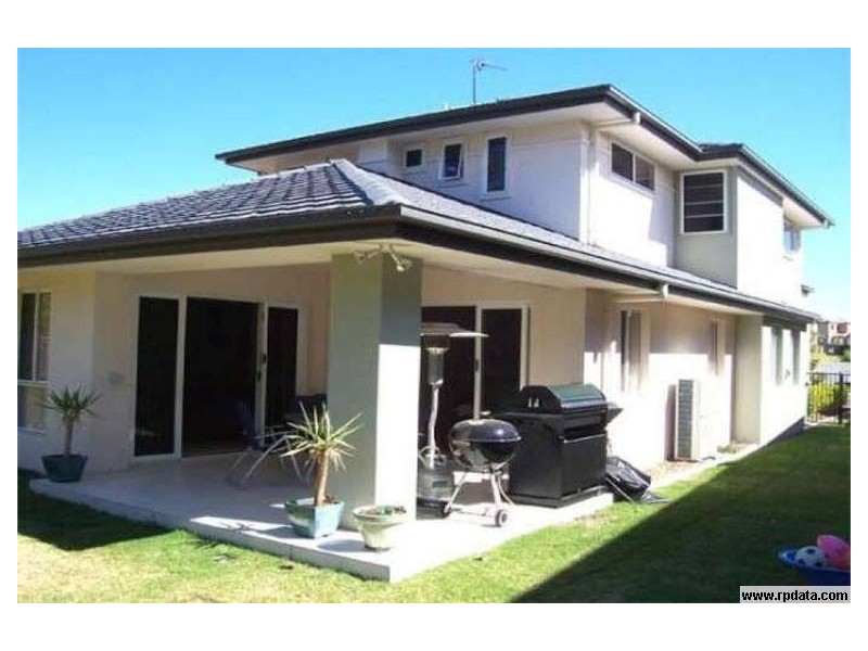 16 ROYAL WOODS Drive, Robina QLD 4226