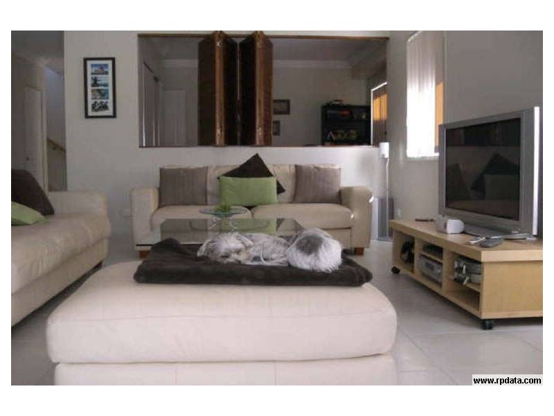 16 ROYAL WOODS Drive, Robina QLD 4226