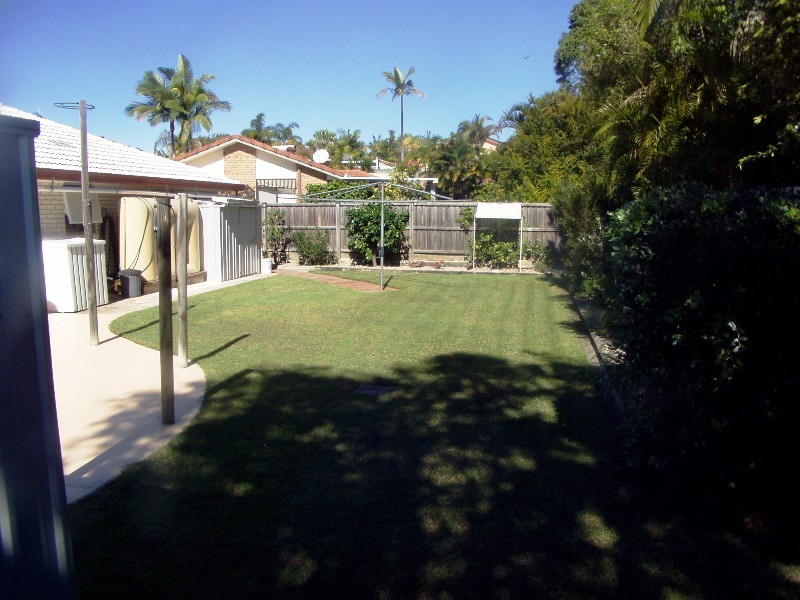 6 Eastwood Drive, Robina QLD 4226