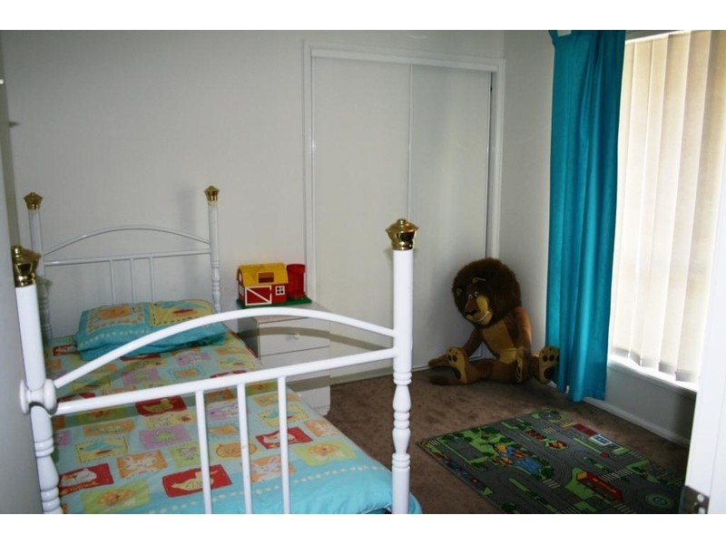 8 Islay Court, Merrimac QLD 4226