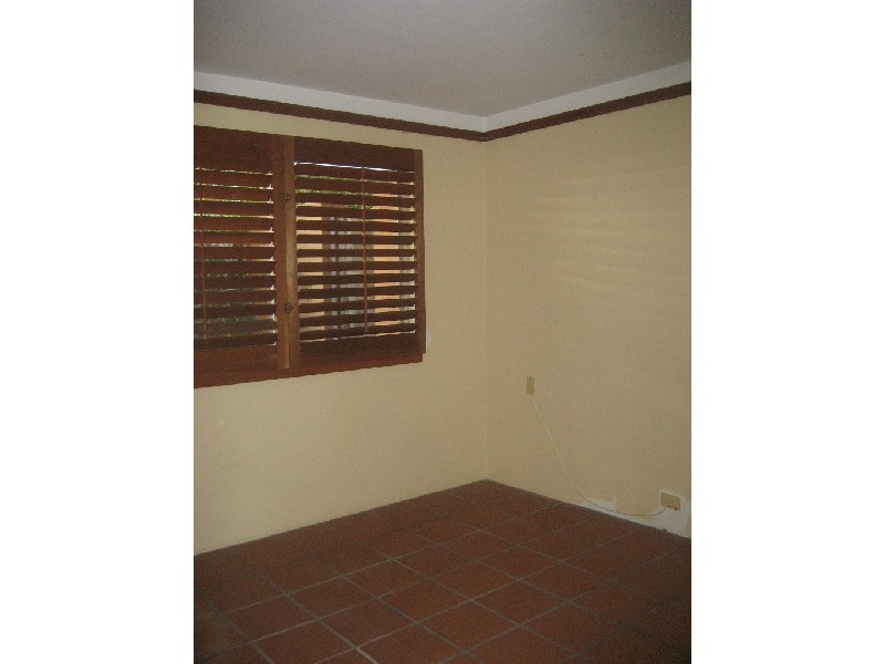 1/196 Hedges Avenue, Mermaid Beach QLD 4218