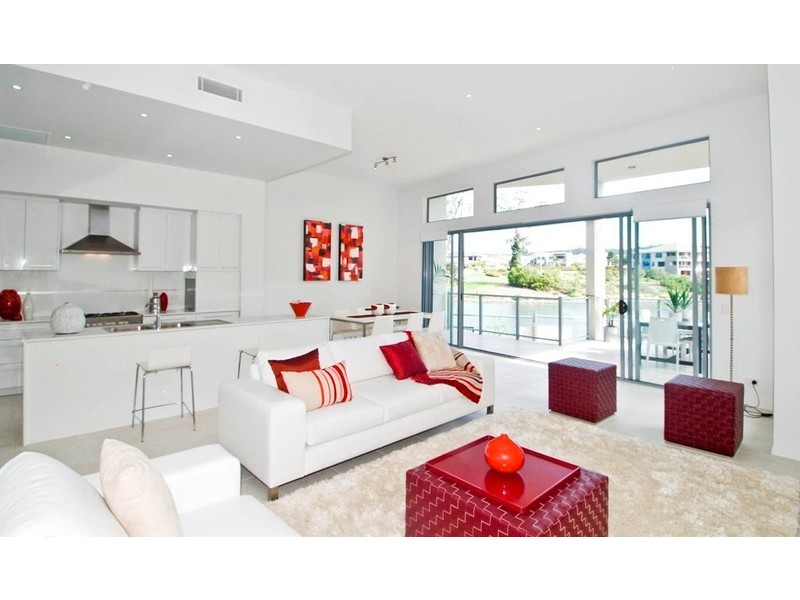 Varsity Lakes QLD 4227