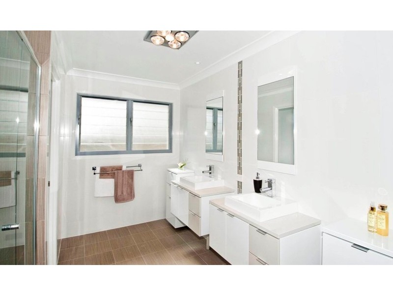 Varsity Lakes QLD 4227