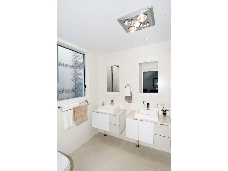 Varsity Lakes QLD 4227