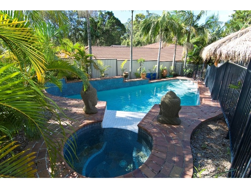 14 Firestone Place, Robina QLD 4226