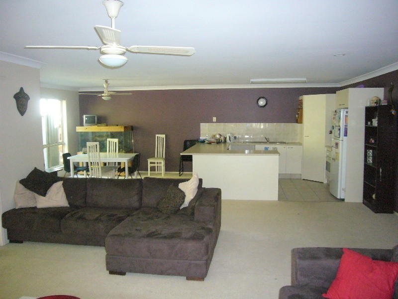 5a Merrilaine Crescent, Merrimac QLD 4226