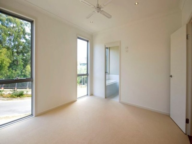 2B Lyra Court, Robina QLD 4226