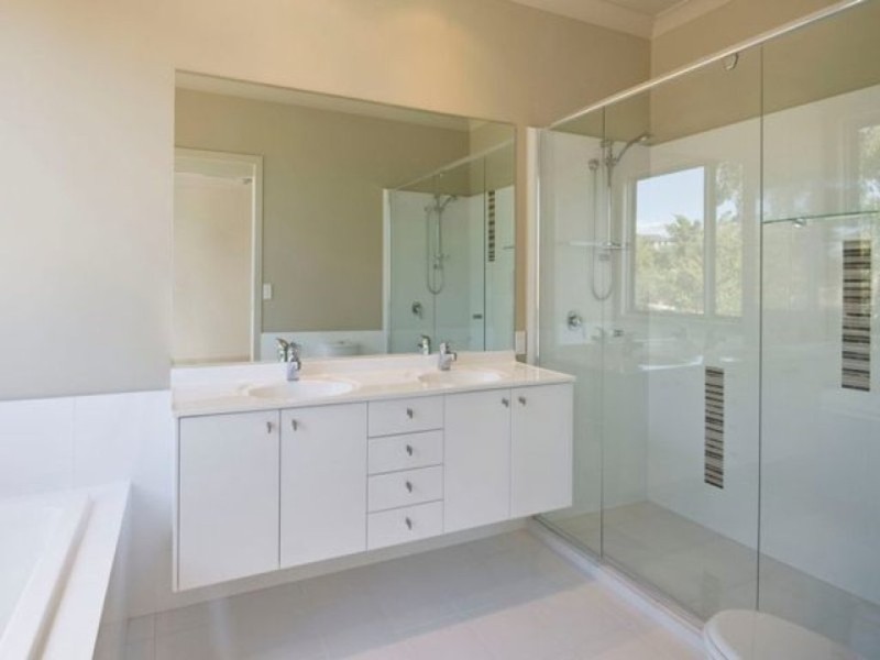 2B Lyra Court, Robina QLD 4226