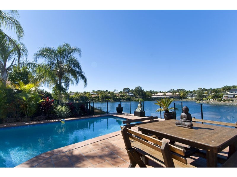 27 Tullamarine Drive, Robina QLD 4226