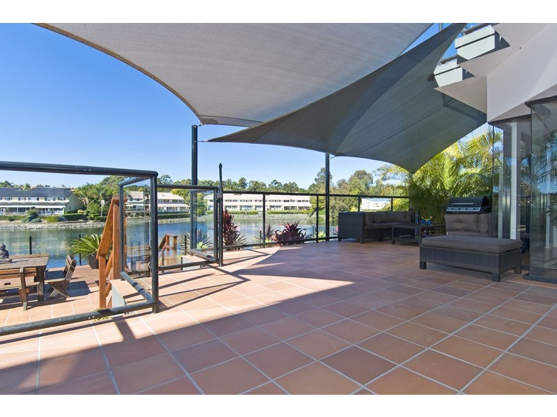 27 Tullamarine Drive, Robina QLD 4226