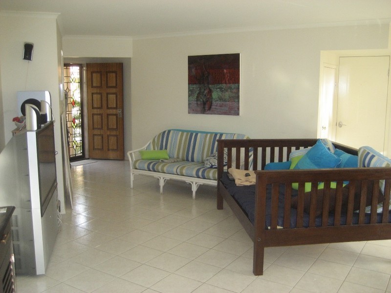 1/39 Pine Valley Drive, Robina QLD 4226