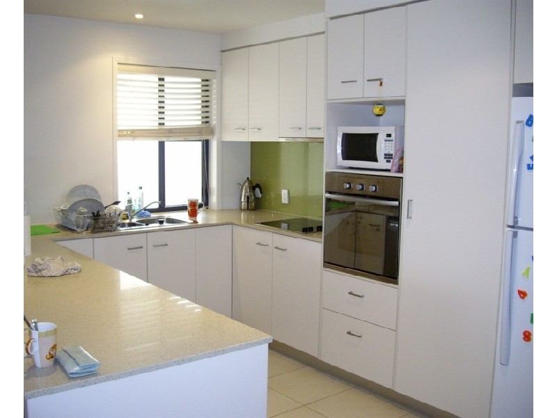 Varsity Lakes QLD 4227