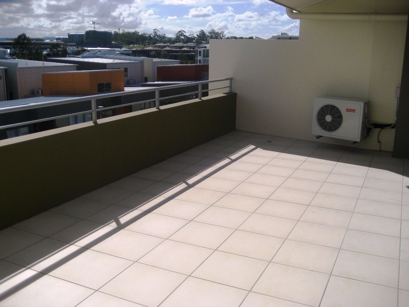 Varsity Lakes QLD 4227