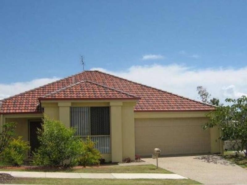 3 Palma Crescent, Varsity Lakes QLD 4227