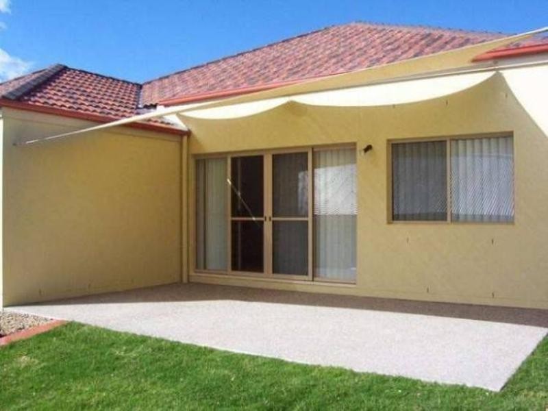 3 Palma Crescent, Varsity Lakes QLD 4227