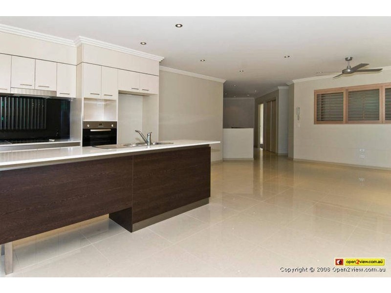 3/18 Menton Avenue, Varsity Lakes QLD 4227